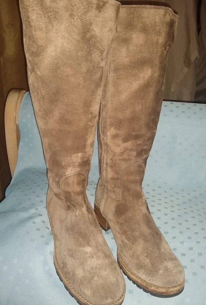 UGG suede knee boots with side zip. Size 6.5